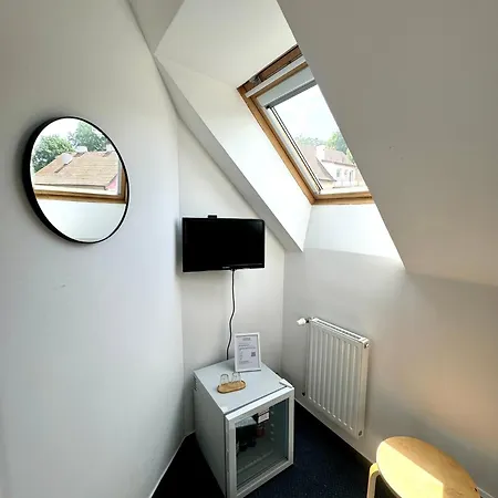 Vincent Hotel 3*